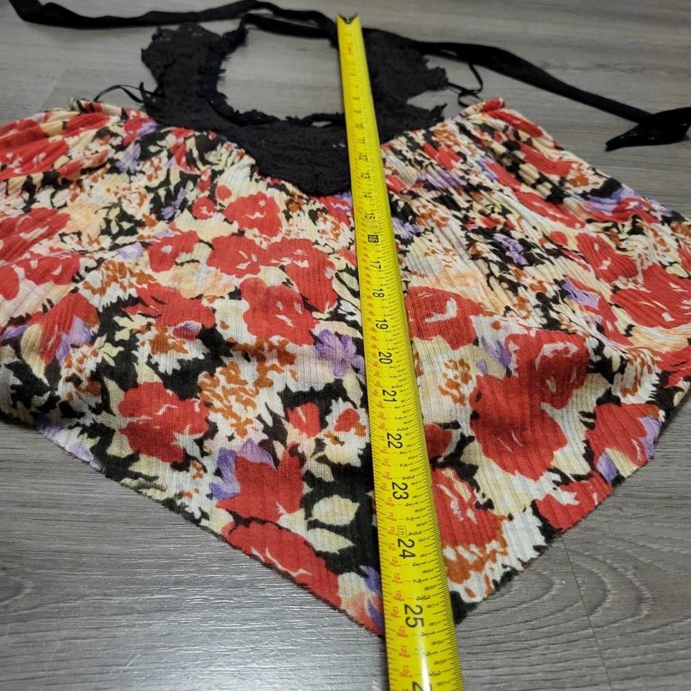 Free People Black Crochet Lace Floral Print Halter Top Blouse Multicolor Size XS